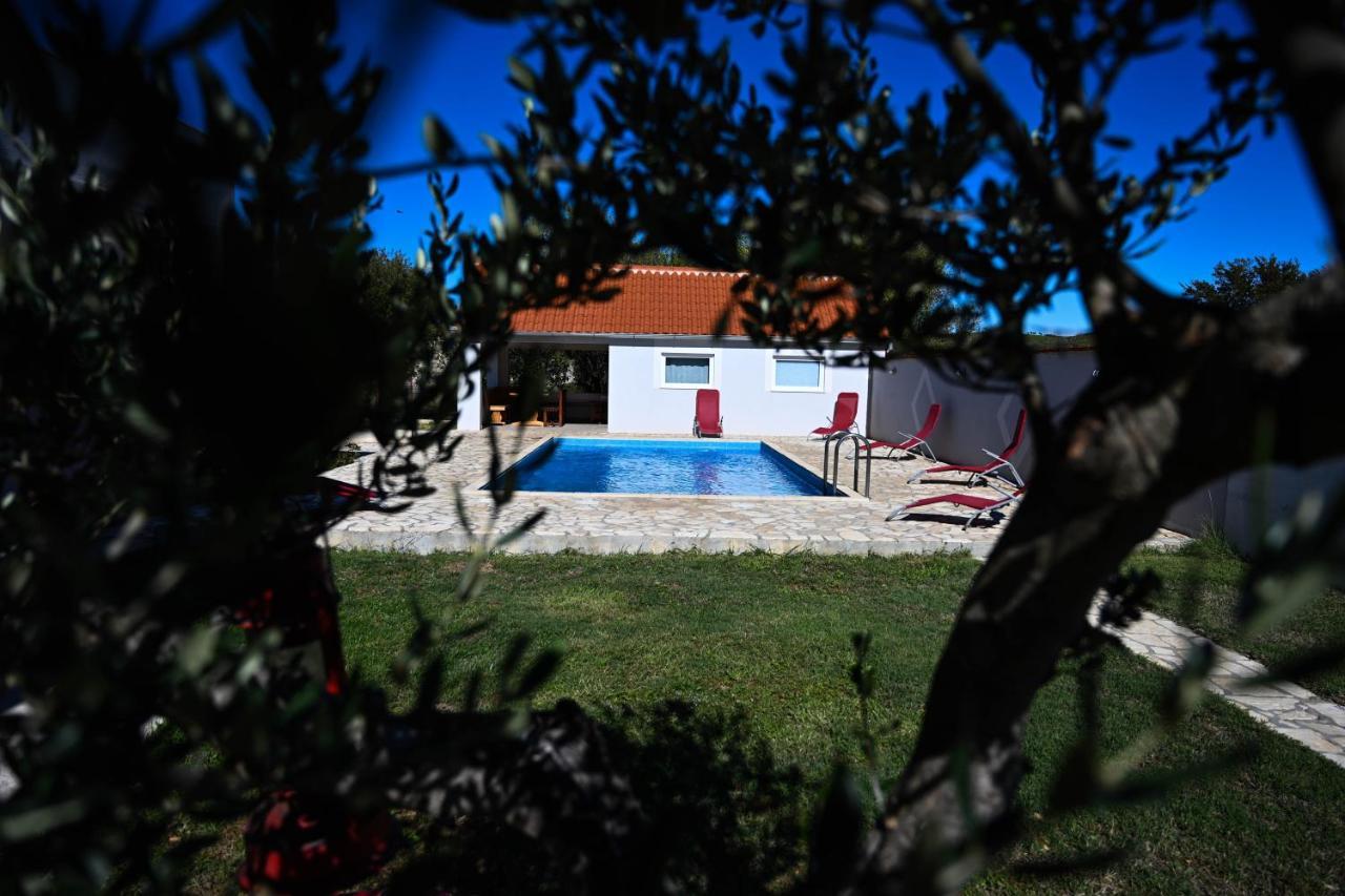 Holiday Home Donji Lepuri Lisicici Exterior foto